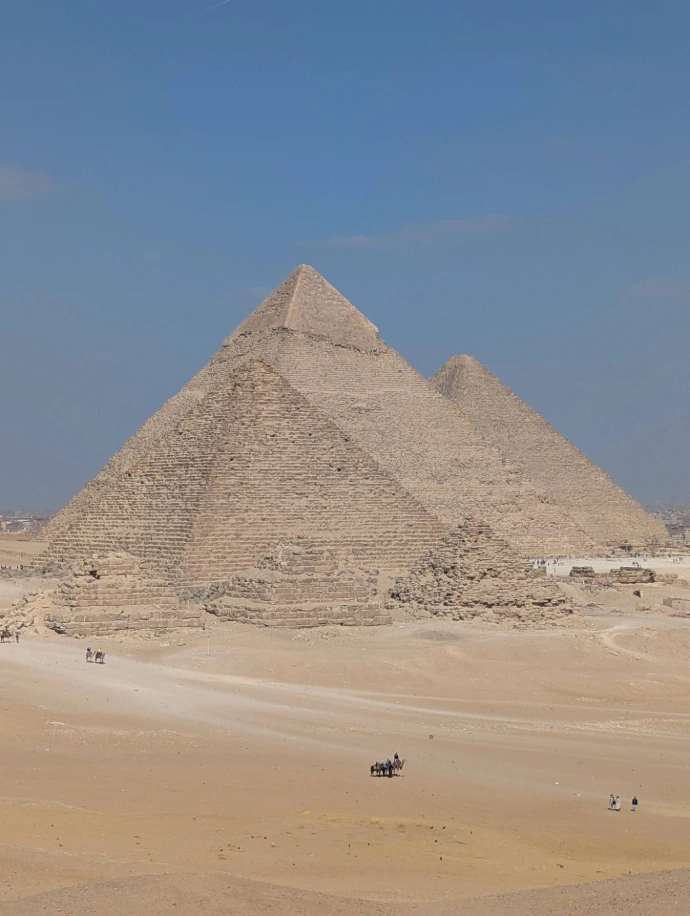 giza pyramids